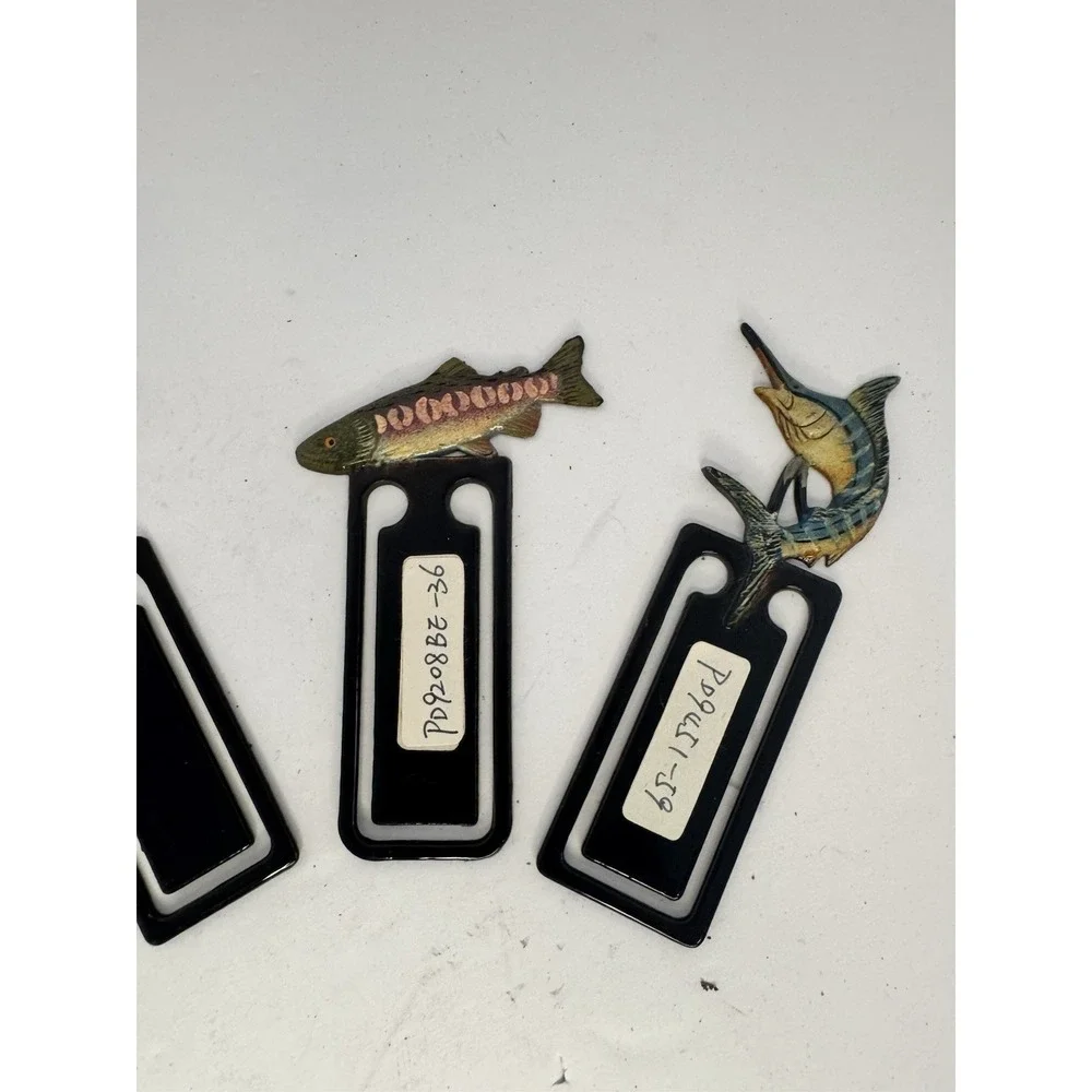Lot of 5 Vintage Lacquer Painted‎ Fish Clips